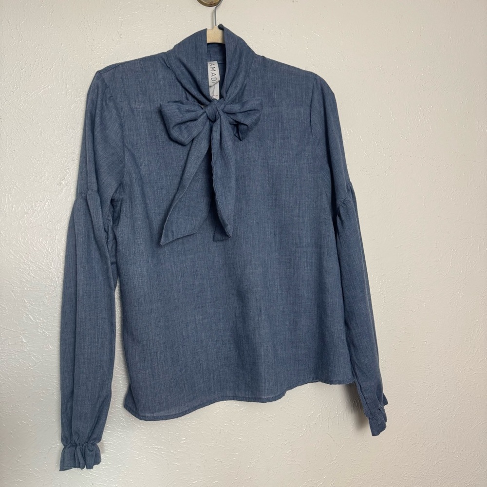 Amadi Lightweight Denim Blue‎ Neck Bow Blouse